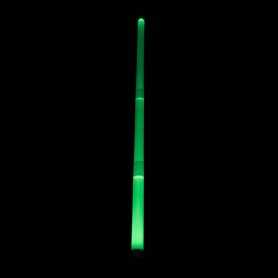 Espada o sable Graff de luz verde. Efectos de drapeado y llamas
